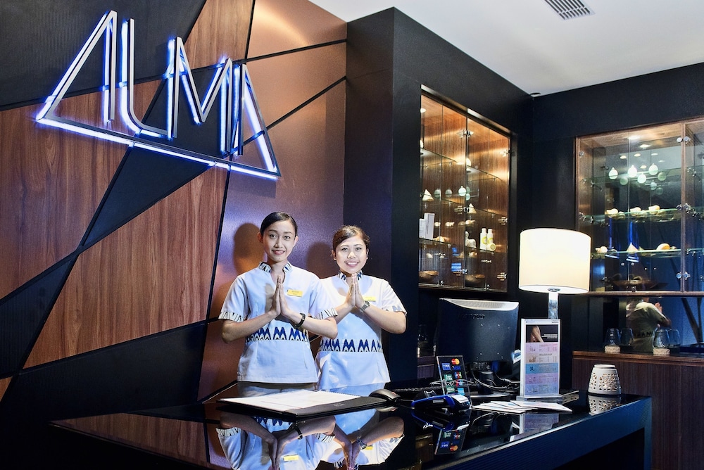 MELIA MAKASSAR 45/73