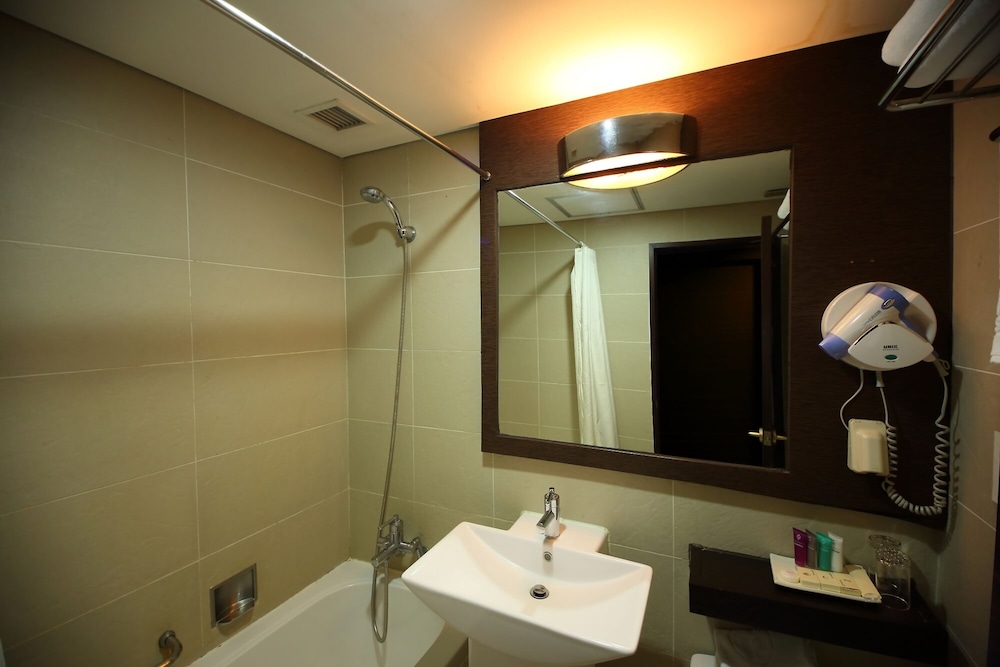 Ramada by Wyndham Songdo 15/34