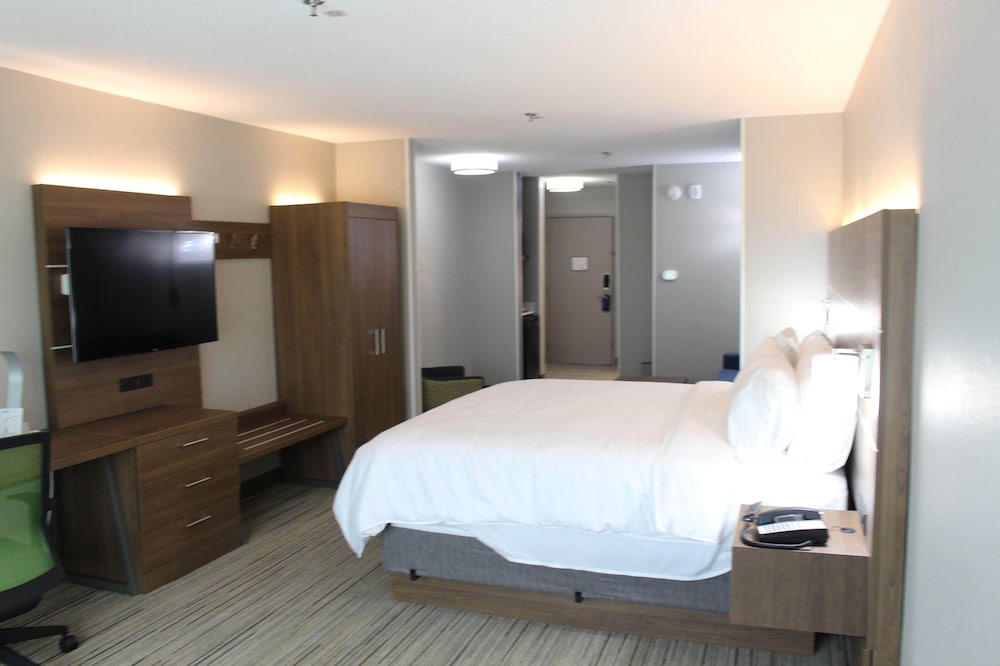 Holiday Inn Express Hotel And Suites Enterprise 12/27