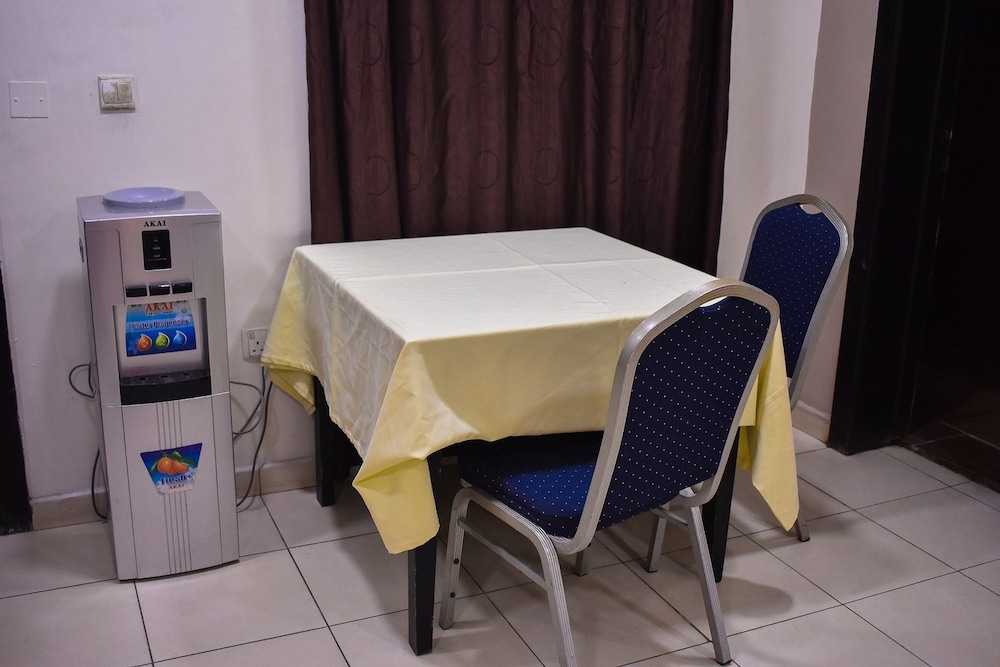 Beni Apartment And Suites 38/50