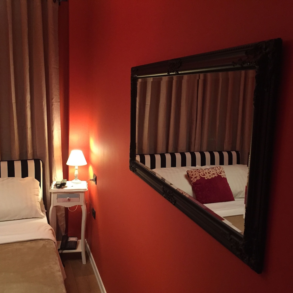 Areela Boutique Hotel 25/67