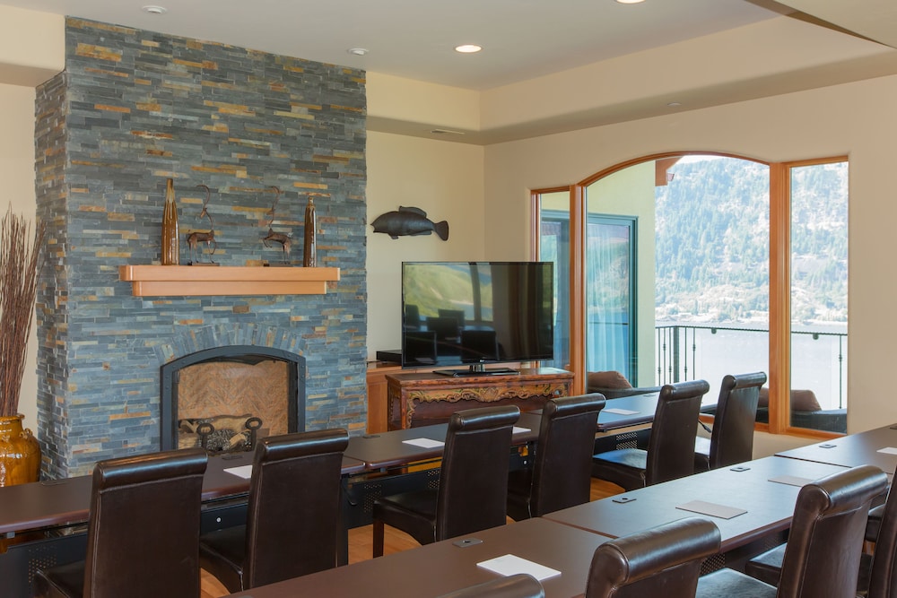Columbia Cliff Villas Hotel 39/47