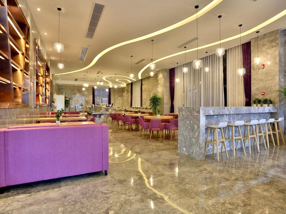 Mercure Hangzhou Linping 7/67
