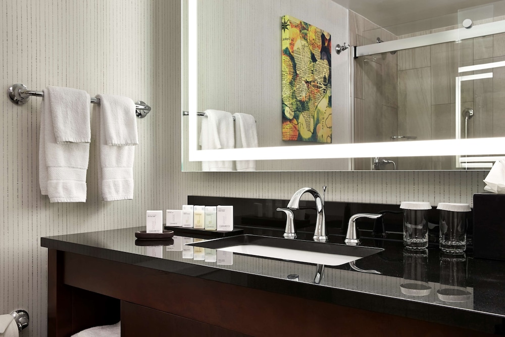 Embassy Suites By Hilton Washington Dc Chevy Chase Pavilion 12/80