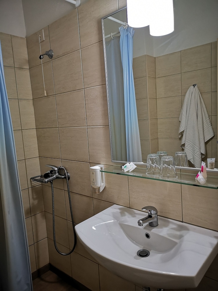 Dimitra Hotel 40/42