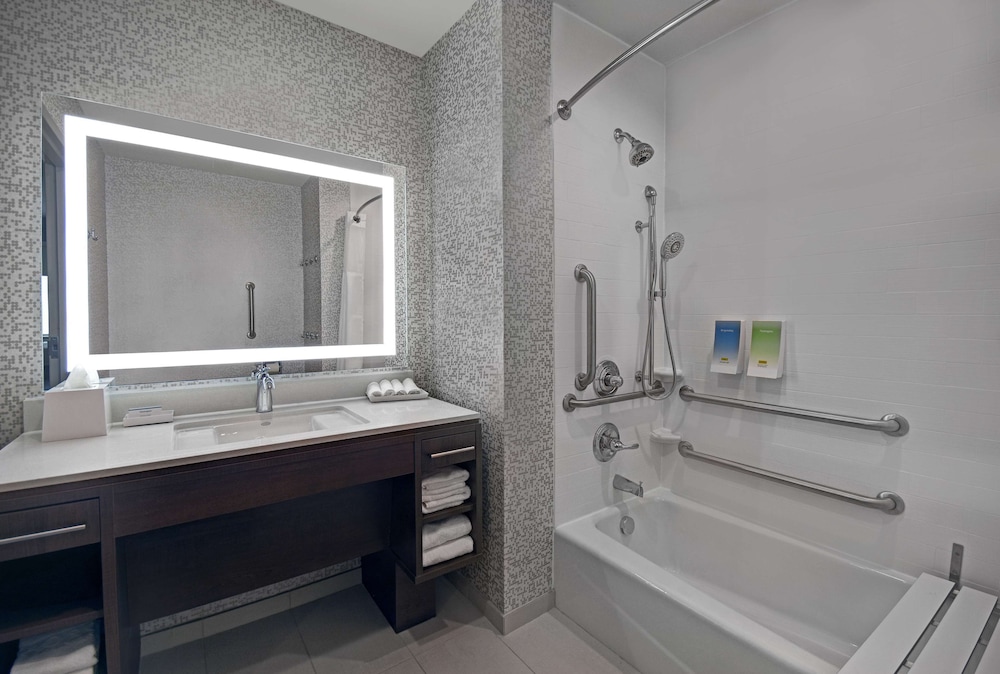Home2 Suites by Hilton Liberty NE Kansas City MO 20/48