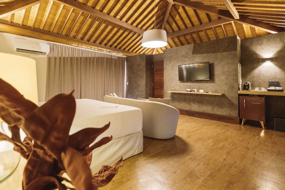 Colina Pousada Spa 8/26