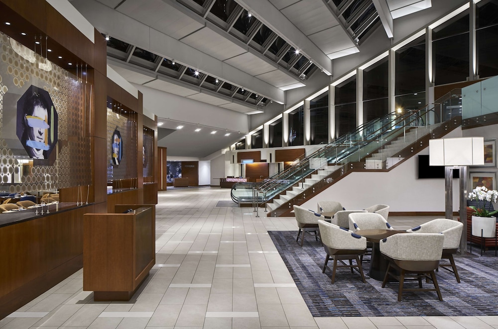 Hyatt Regency Washington 6/83
