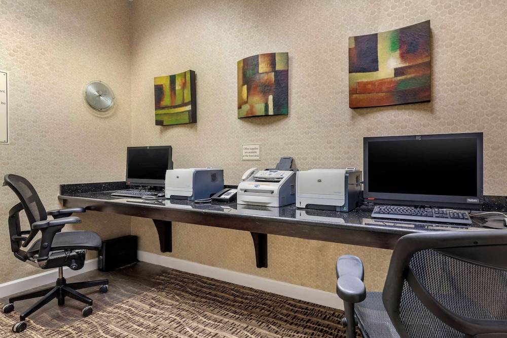 Comfort Suites Florence I-95 32/36