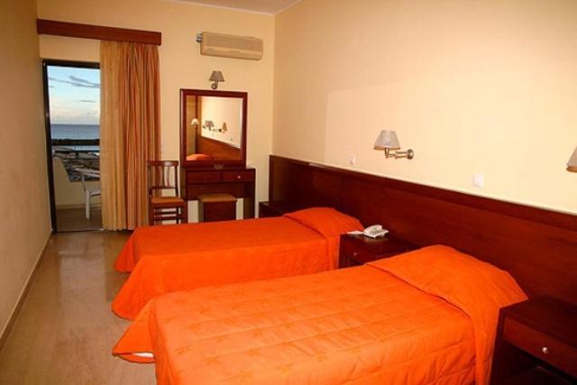 Elysee Hotel 16/48
