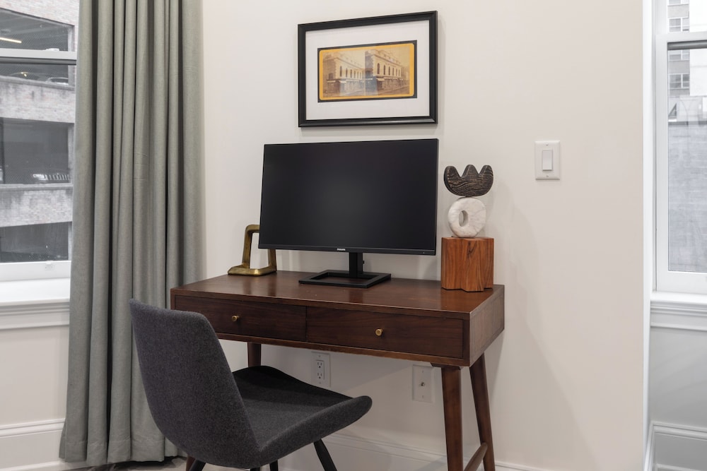 Sosuite at French Quarters - Rittenhouse Square 39/50