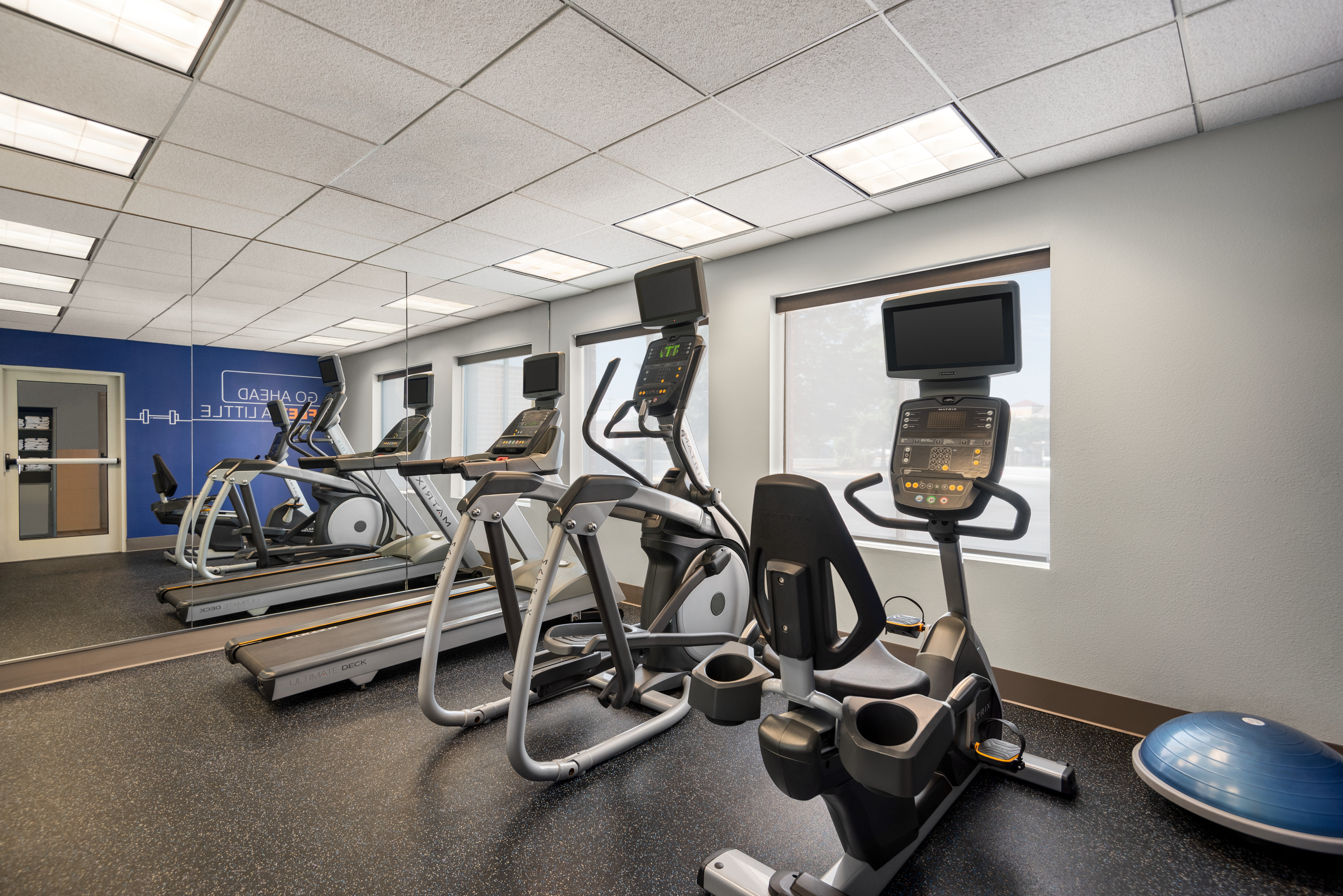 Holiday Inn Express Hotel And Suites Fredericksburg 23/44