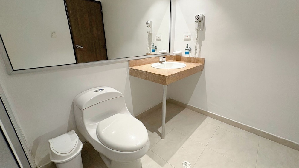 Hotel Portobelo Boulevard 60/61