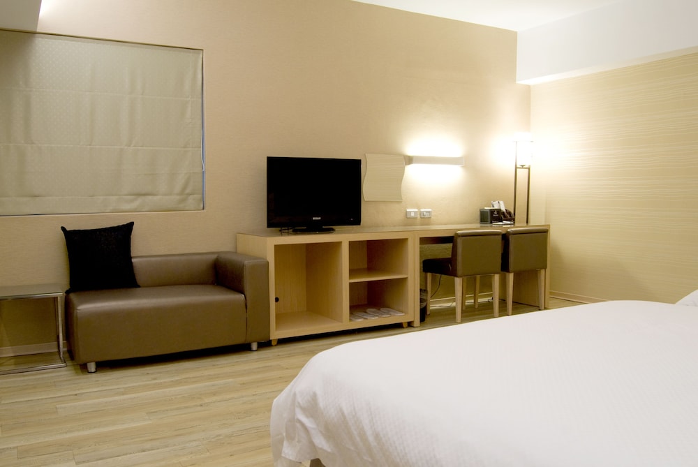 The Riverside Hotel Esthetics 26/60
