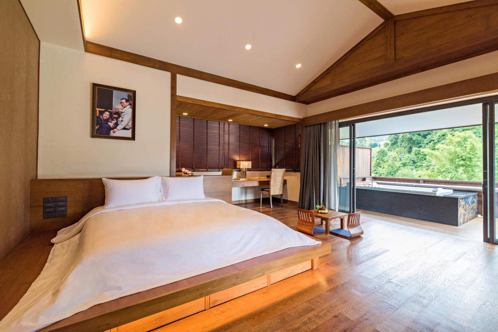 1 Bedroom, Royal, Residence, Suite, King Bed