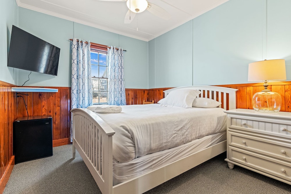 Nags Head Beach Inn by KEES Vacations 13/54