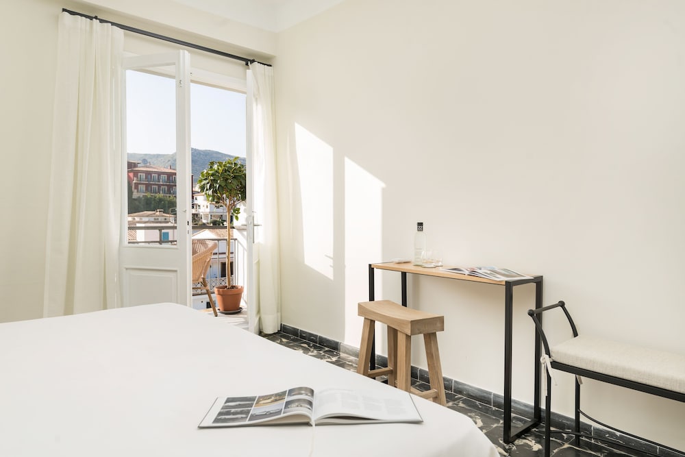 Boutique Hostal Oriola 9/50