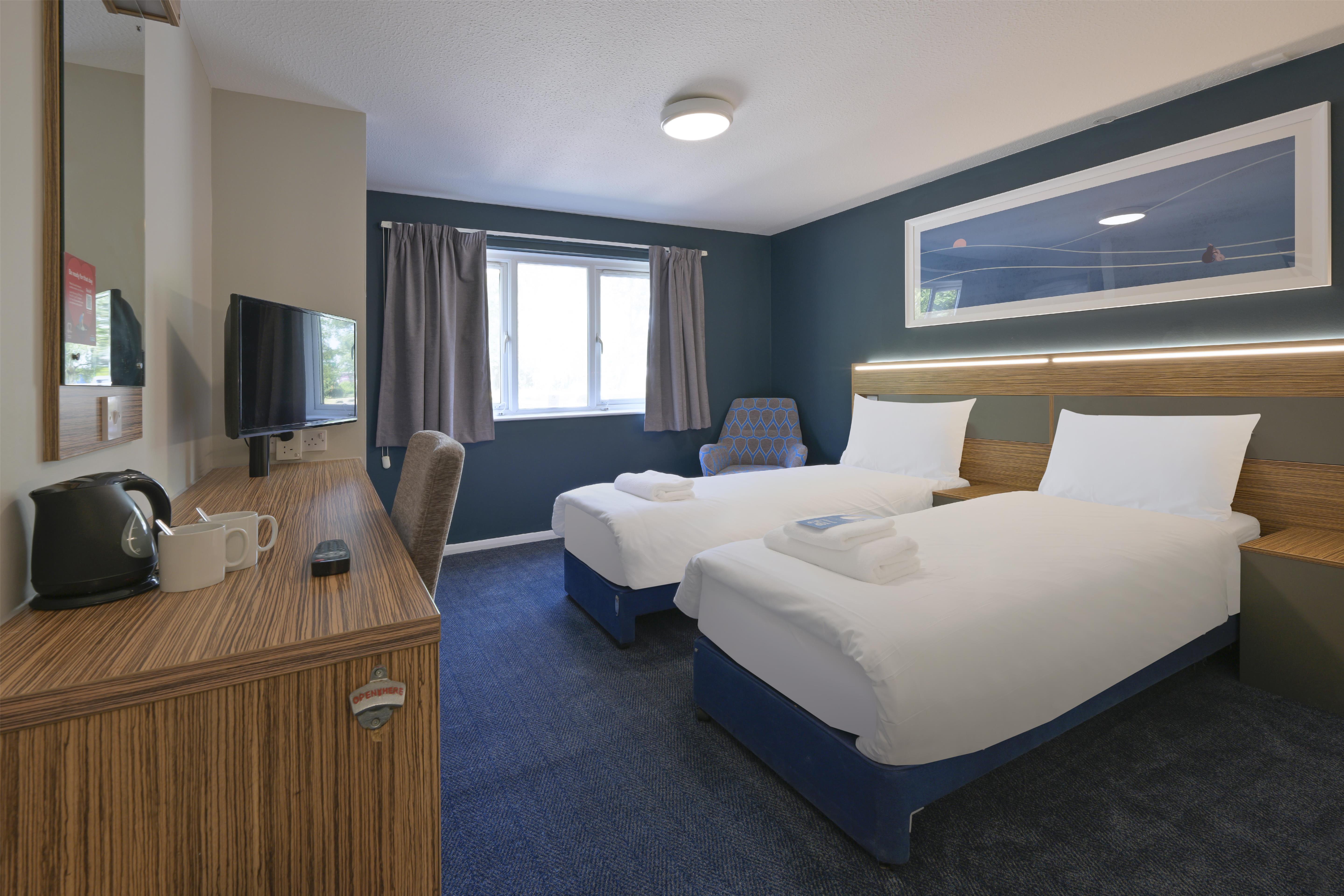 Travelodge Medway M2 11/28