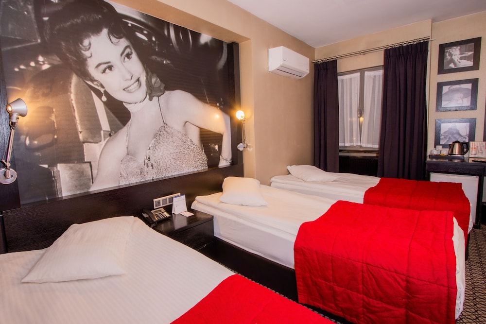 Maltepe 2000 Hotel 8/38