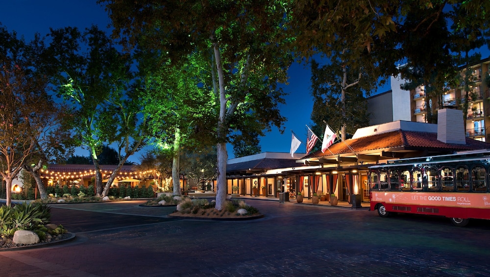 The Garland Hotel in NORTH HOLLYWOOD - CA