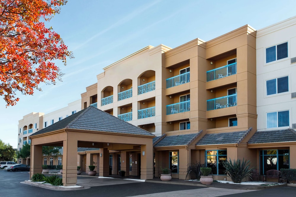Sonesta Select Pleasant Hill 3/35