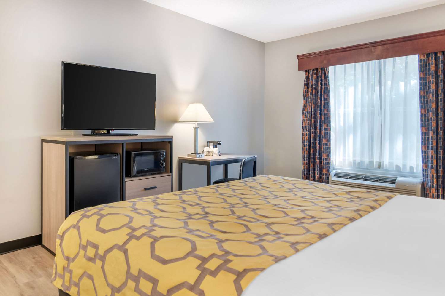 Baymont By Wyndham Kennesaw 13/20