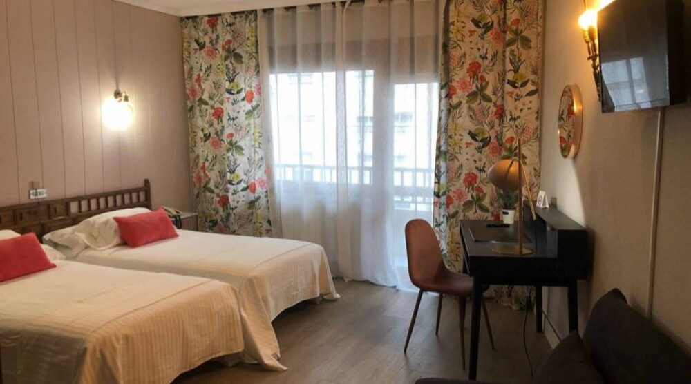 Marques de Santillana Hotel 29/60
