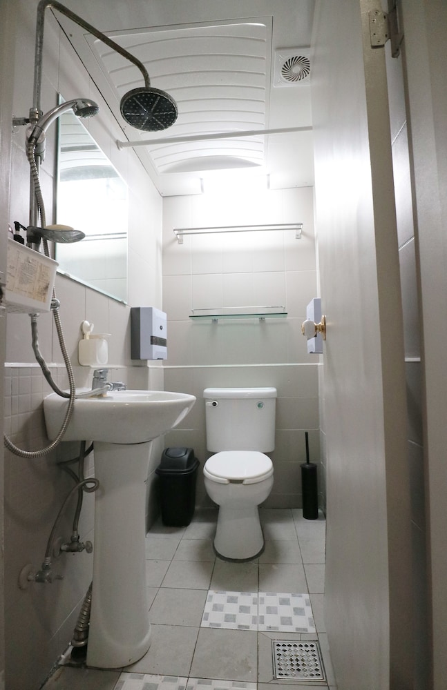 Hostel Korea 46/48