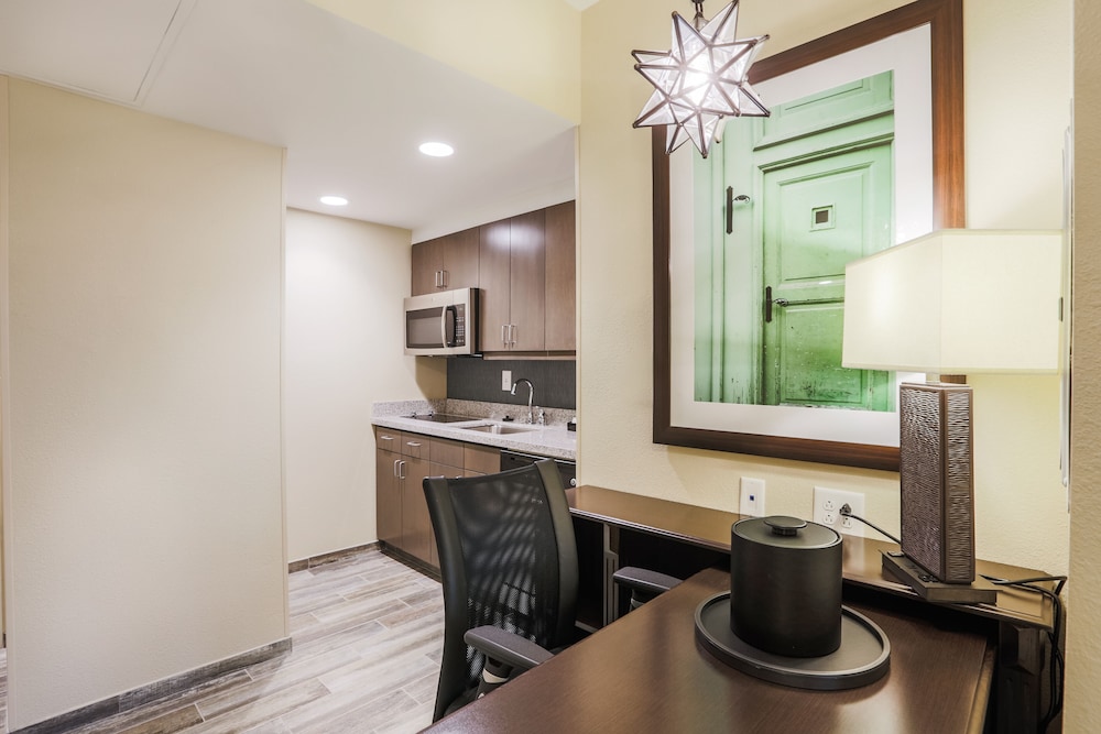 HOMEWOOD SUITES BY HILTON CHARLESTON HISTORIC DISTRICT 27/43