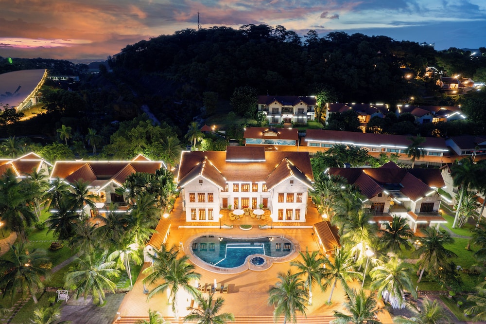 Tuan Chau Resort Ha Long 2/50