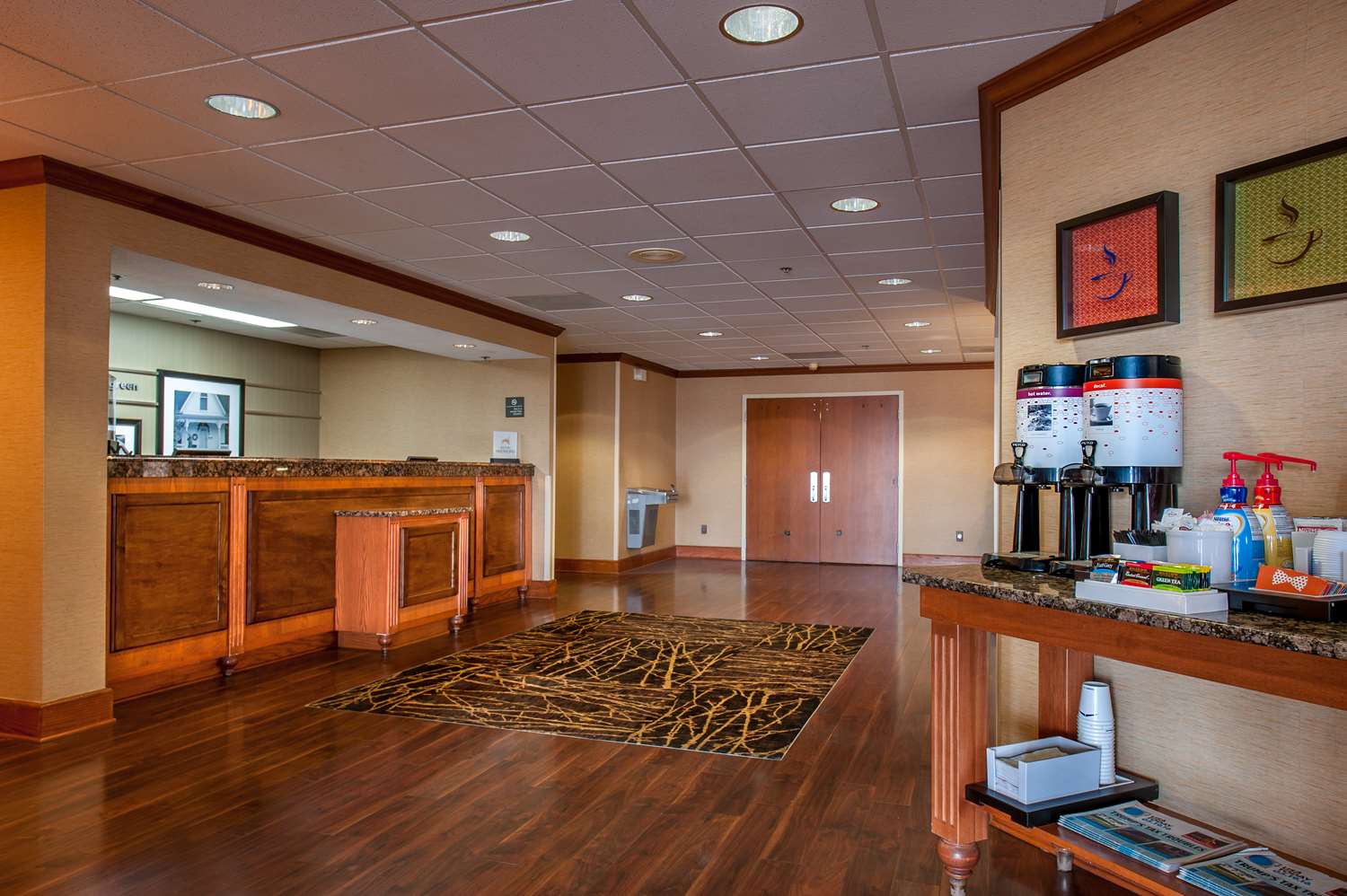 Hampton Inn By Hilton Bowling Green 27/36