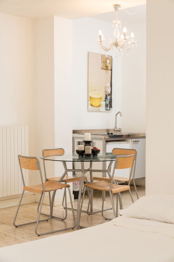 Cristina Rossi Bed and Breakfast 36/50