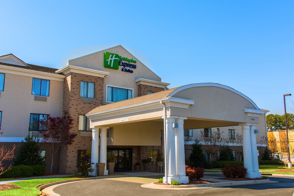 Holiday Inn Express Hotel And Suites Kinston 1/72
