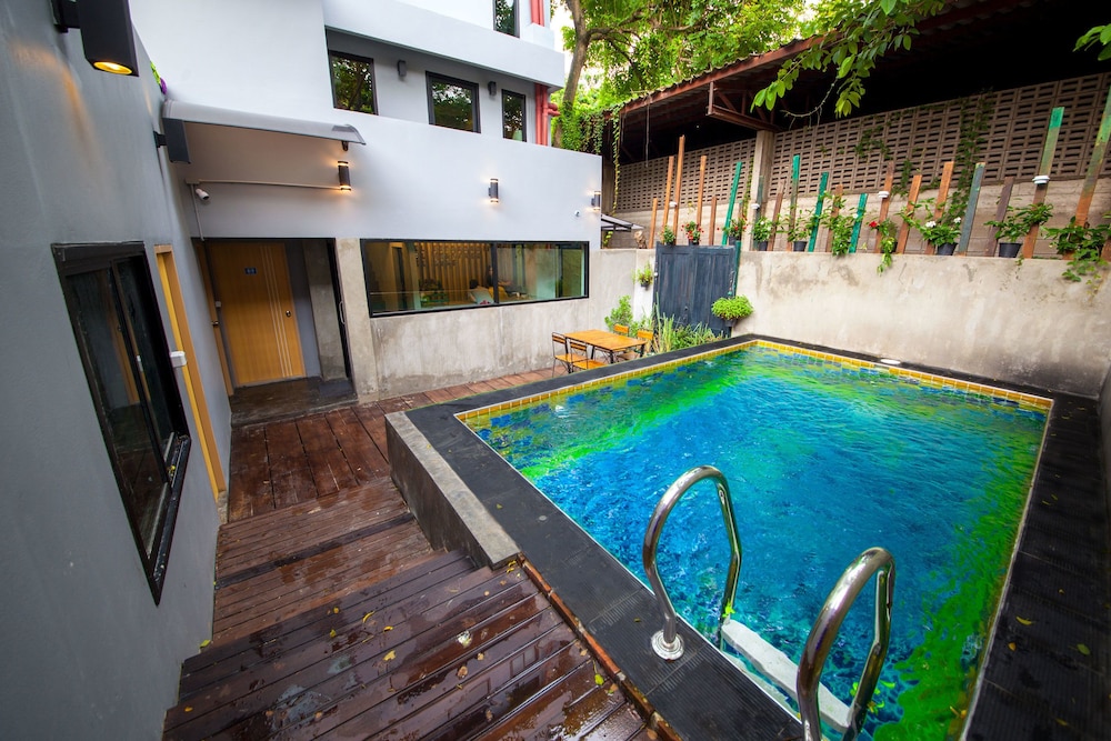 Feel Nimman Boutique 33/39