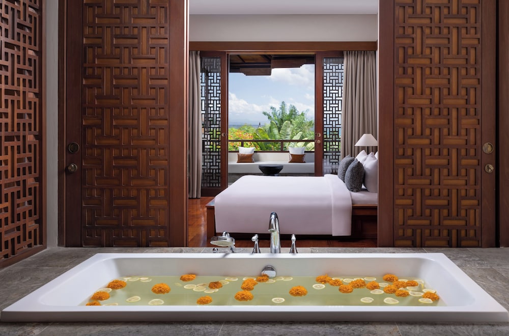 Sadara Resort 68/70
