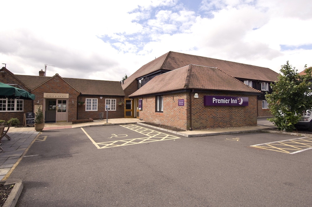 Premier Inn Aylesbury 33/39