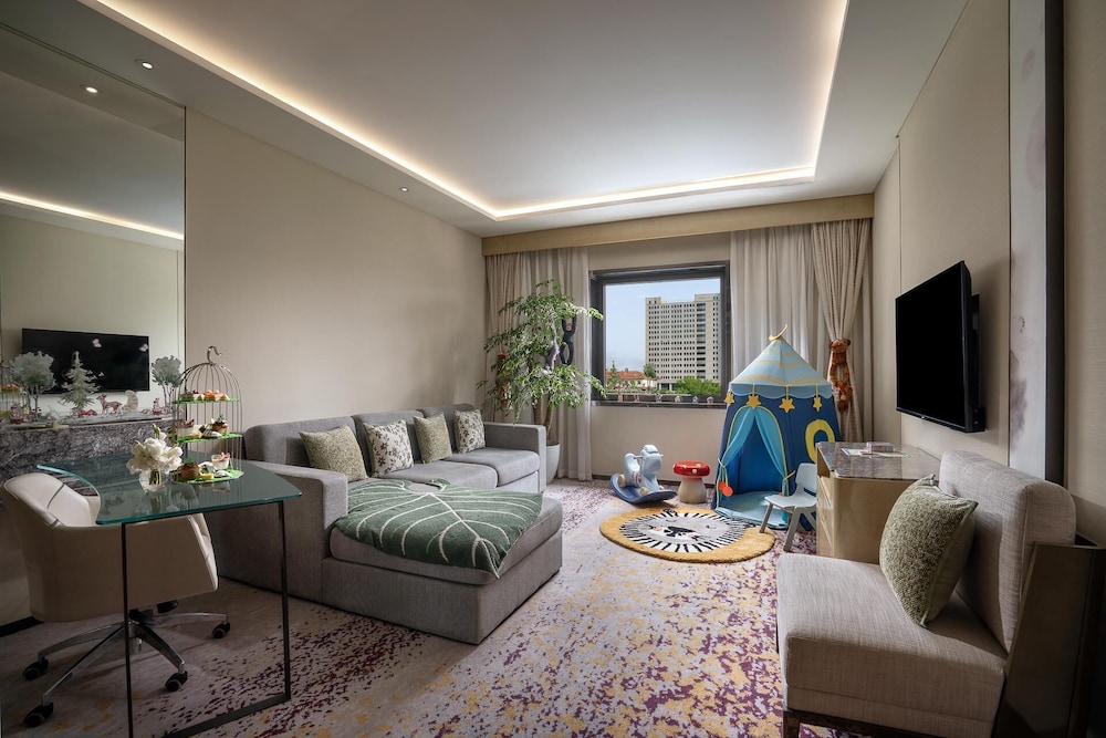 Kempinski Hotel Beijing Yansha centre 46/73
