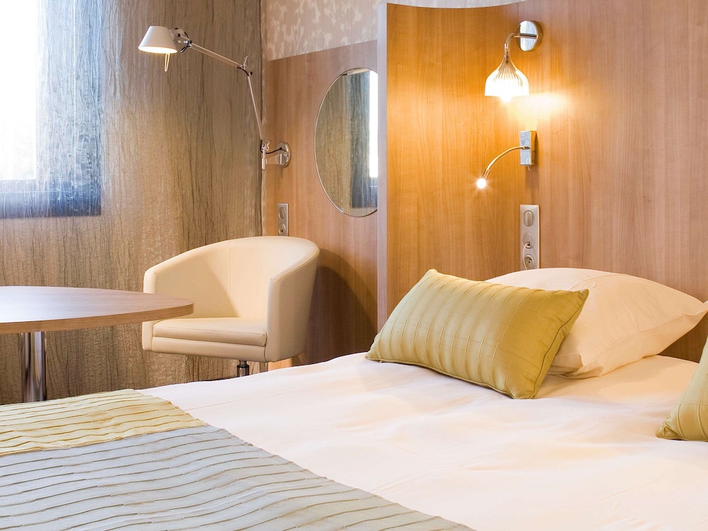 Mercure Angers Centre De Congres 10/65