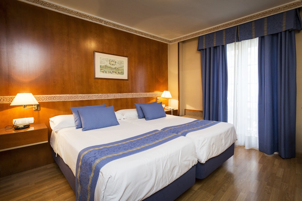 Hotel Dauro Premier 28/76