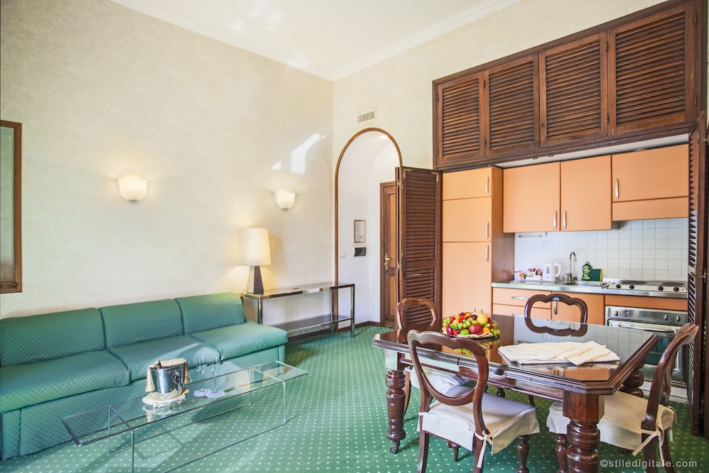 Aldrovandi Residence City Suites 54/75