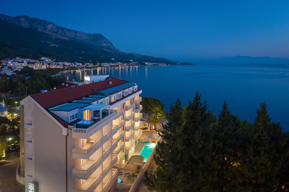 APARTHOTEL TAMARIS