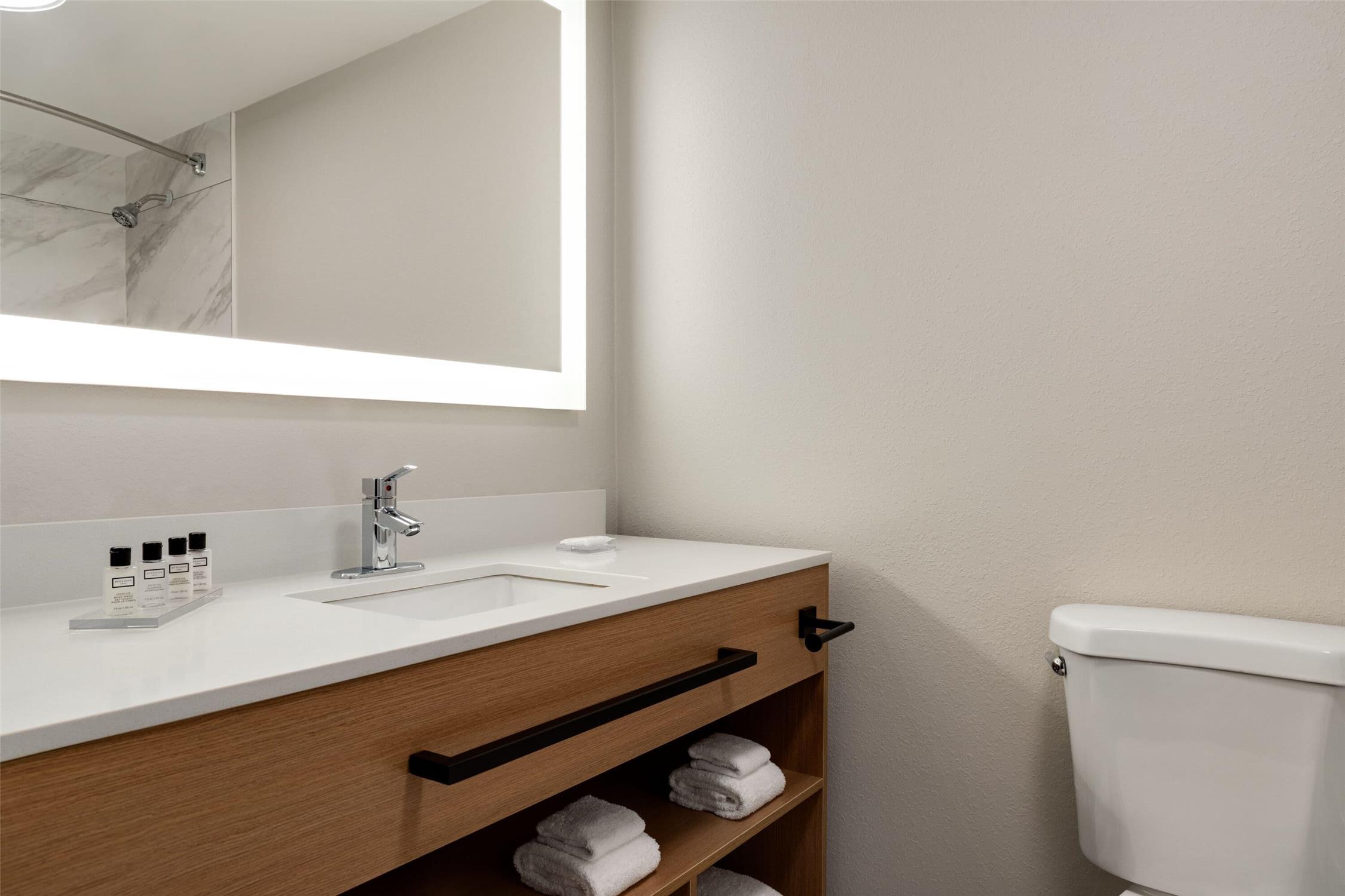 Wyndham Garden Atlanta Airport 4/5