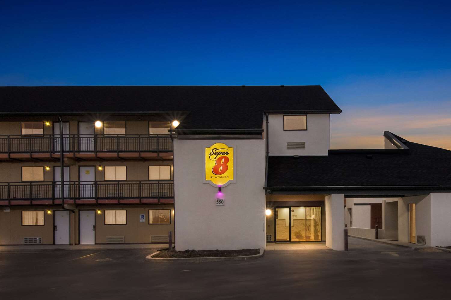 Super 8 by Wyndham Vandalia/Dayton International Airport OH 1/15