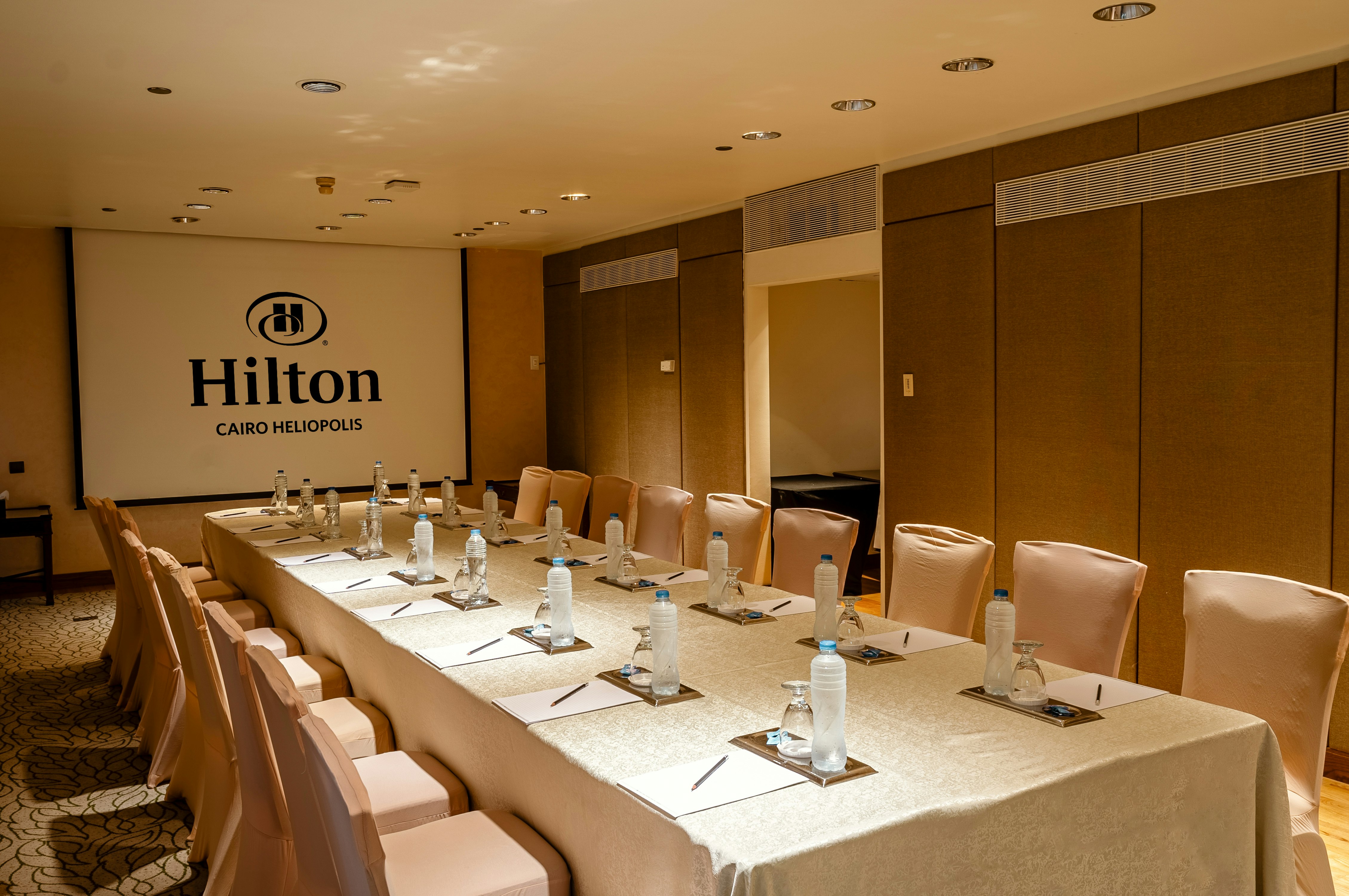 Hilton Cairo Heliopolis 24/27