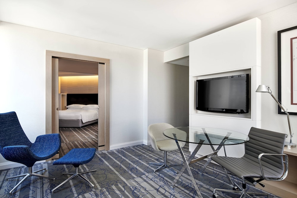 Sydney Harbour Marriott 50/53