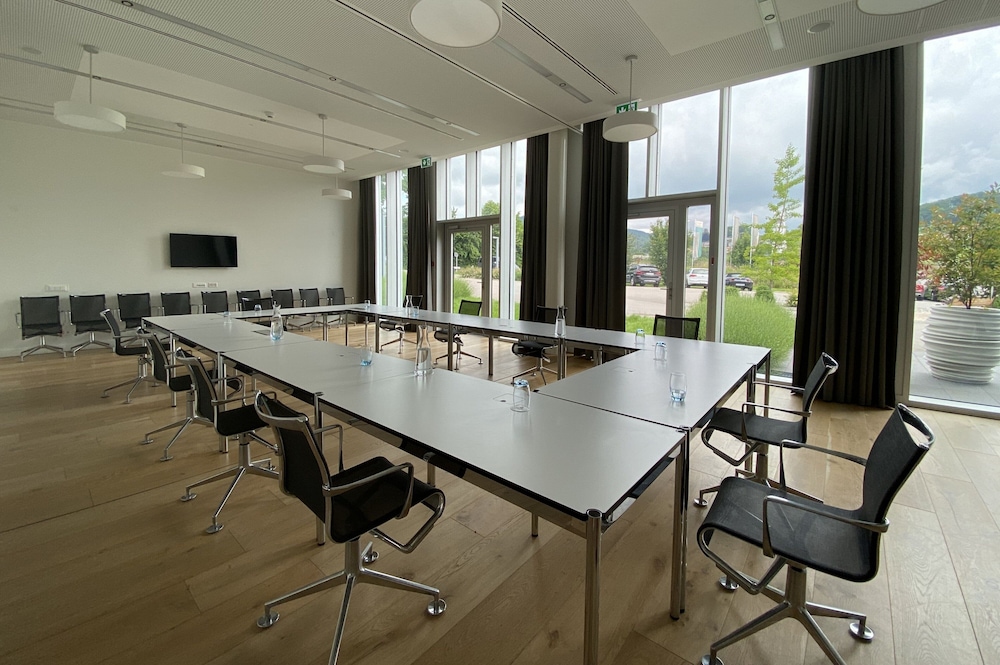 Modern Times Hotel, Vevey, A Tribute Portfolio Hotel 71/79