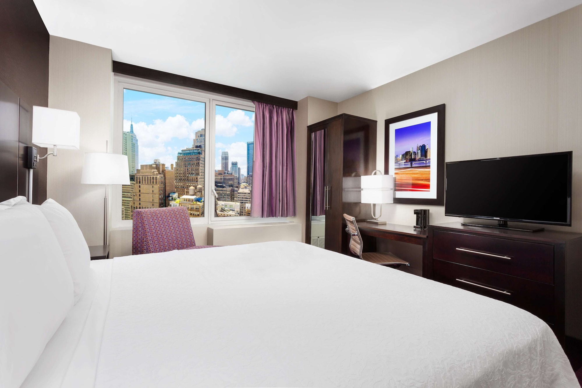 ROOM, KING BED, CITY VIEW, ACCESSIBLE