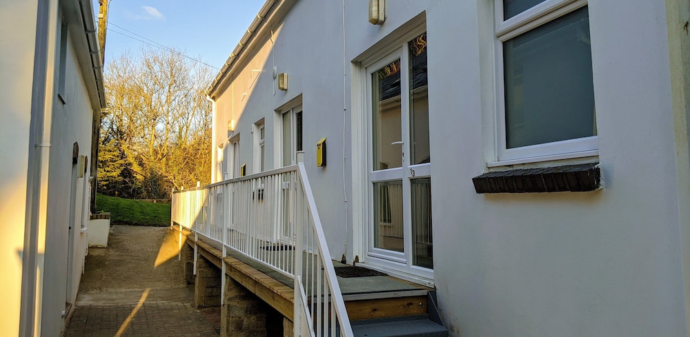 Ivybridge Guest House 3/50