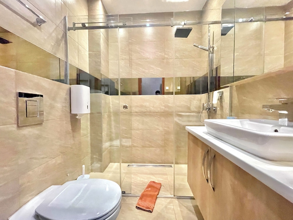 HOTEL BUTUA RESIDENCE 99/100