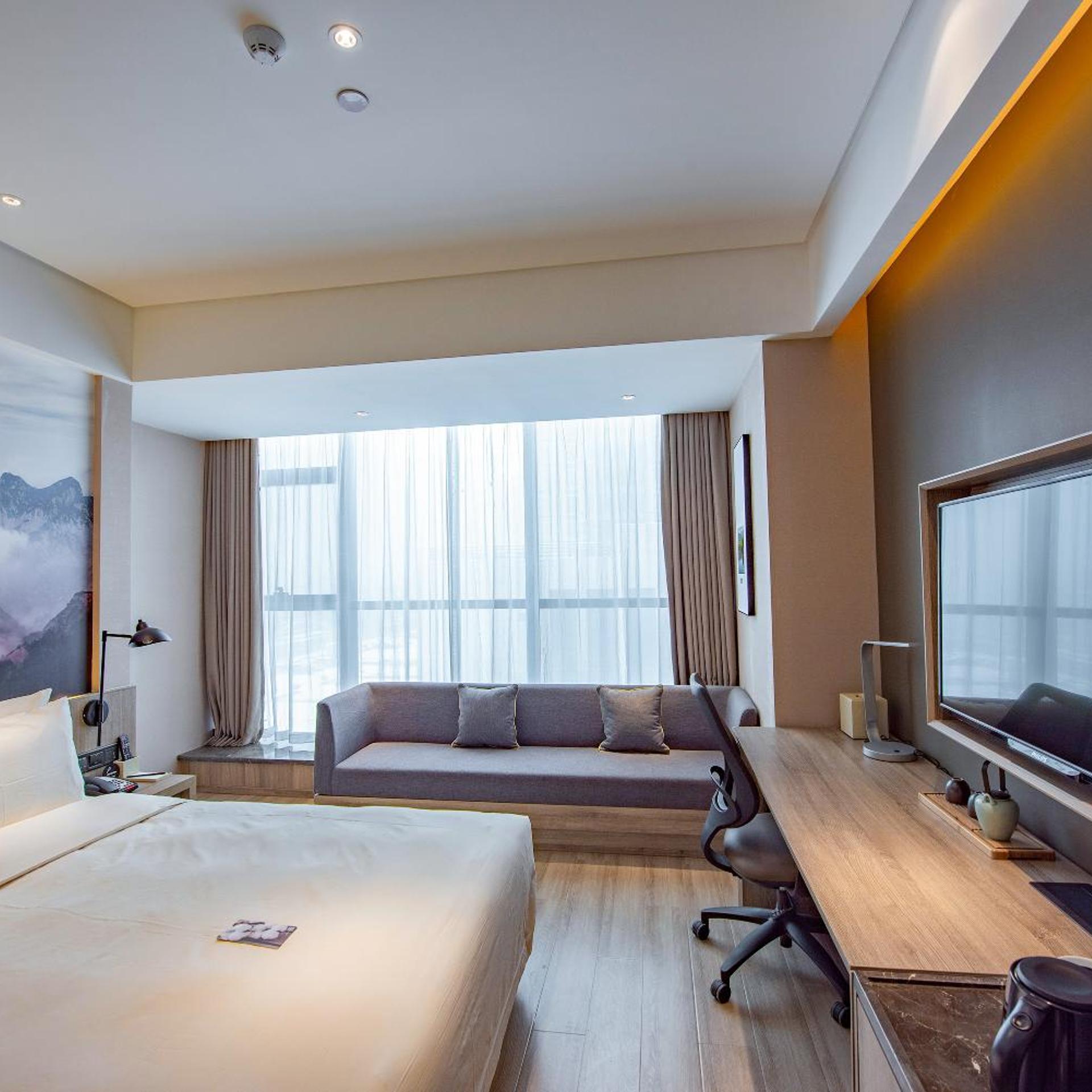 Atour Hotel (Xi an North High-speed Railway Station) 26/43